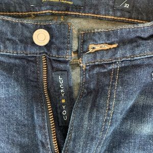 Lucky Brand 410 Athletic Slim